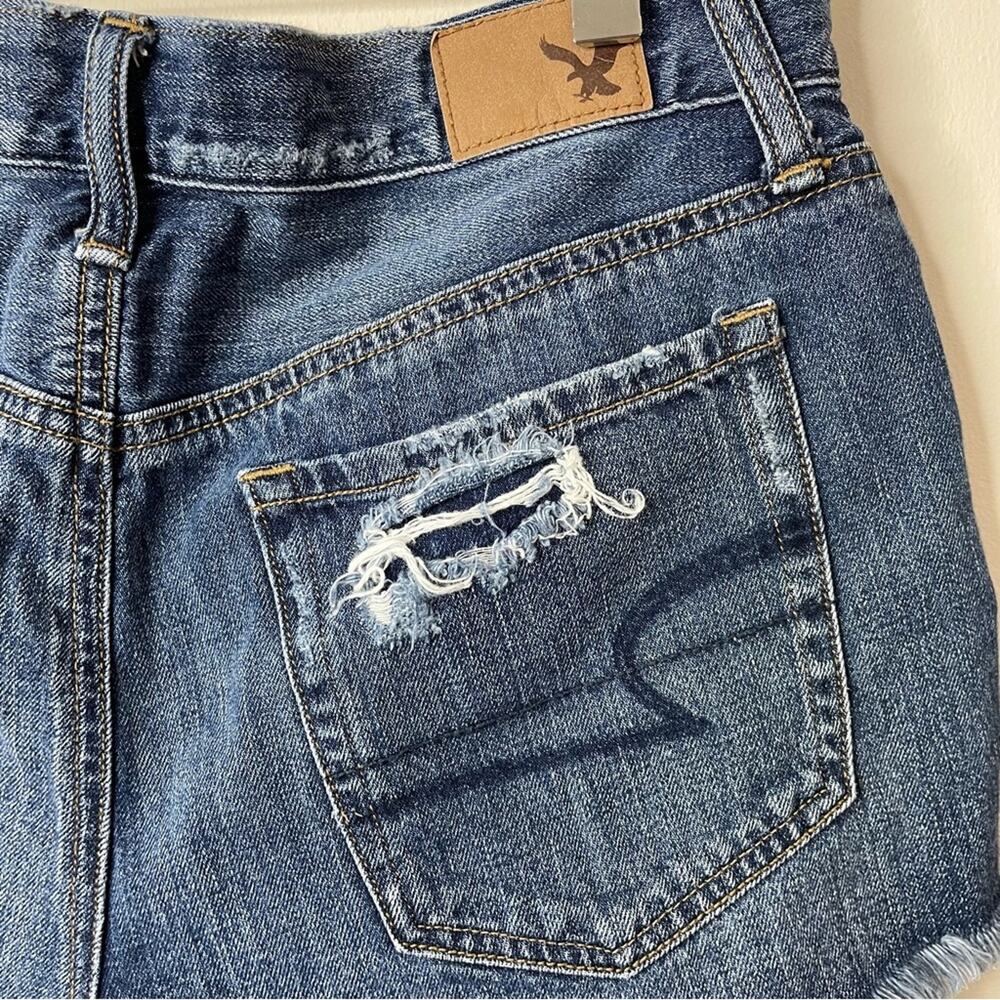 American Eagle vintage hi rise festival ripped embroidered pocket jean shorts 2 - Picture 5 of 9